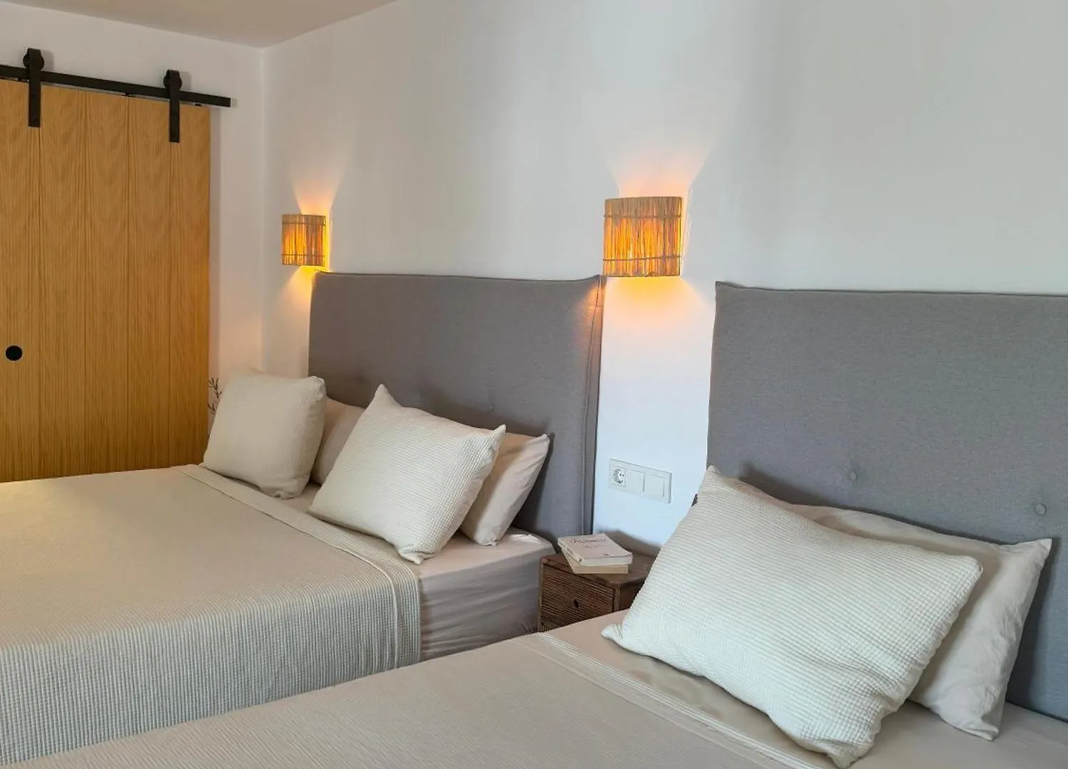 Casa Santos Arcos Vistas Y Parking Privado Bed & Breakfast Arcos de la Frontera 0*,  Spain